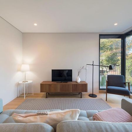 Lovelystay - Primrose 2Br Flat With Free Parking, Ac And Balcony 波尔图 外观 照片