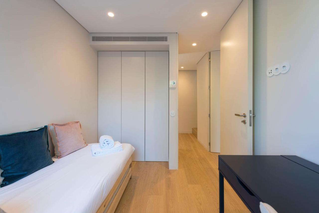 Lovelystay - Primrose 2Br Flat With Free Parking, Ac And Balcony 波尔图 外观 照片